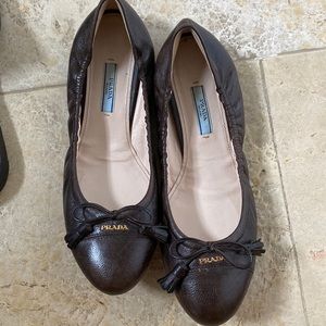 Prada ballet slippers 39
